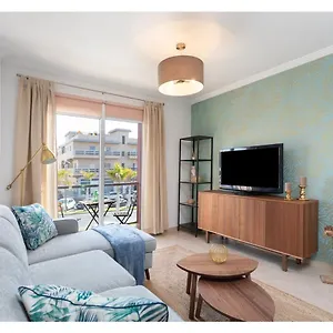 Live San Isidro Cedro Apartamento